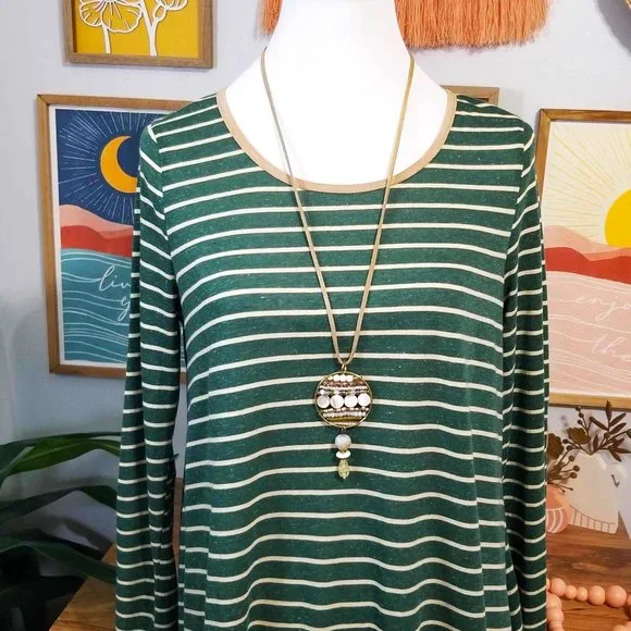 Umgee Brand Top Hunter Green & Cream Stripes Tan Faux Suede Accents Size Small - Picture 2 of 12